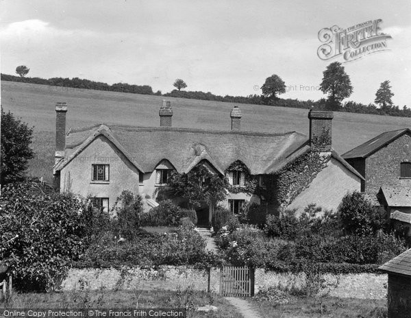 Photo of Hayes Barton, The Birthplace Of Sir Walter Raleigh 1925