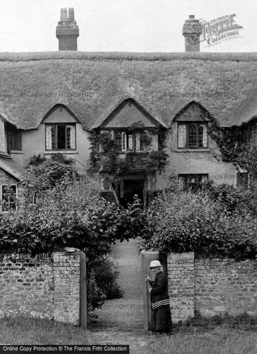 Photo of Hayes Barton, The Birthplace Of Sir Walter Raleigh 1928