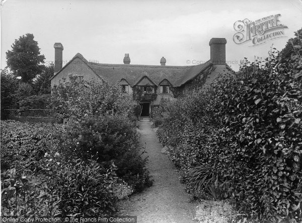 Photo of Hayes Barton, The Birthplace Of Sir Walter Raleigh 1928