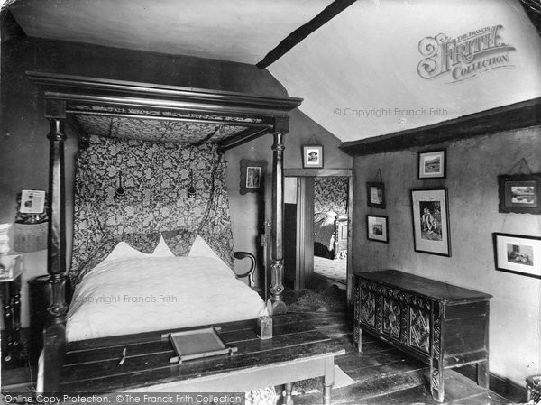 Photo of Hayes Barton, The Birthroom Of Sir Walter Raleigh 1928