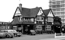 The Waggon And Horses c.1965, Hayes