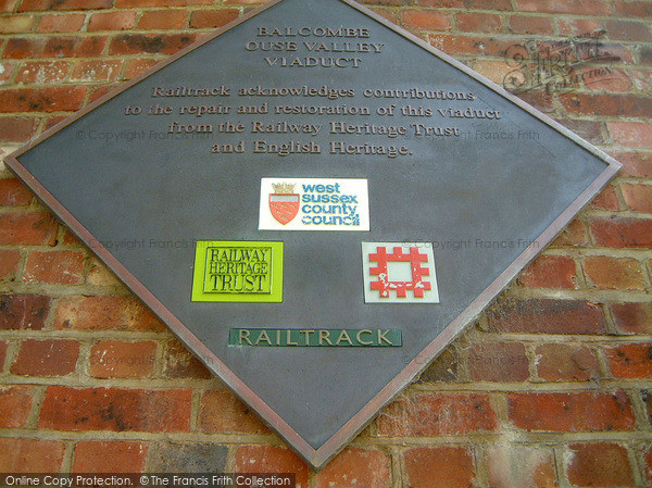 Photo of Haywards Heath, Balcombe Ouse Valley Viaduct Plaque 2005