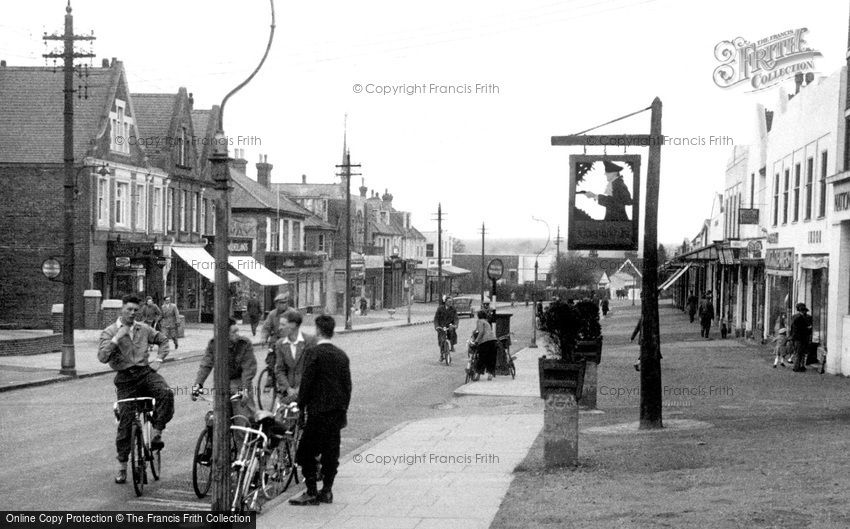 Haywards Heath, The Broadway c1950