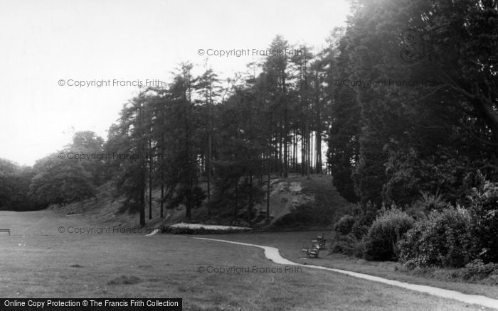 Photo of Haywards Heath, Victoria Park c.1960