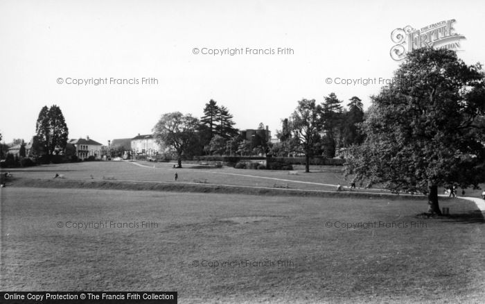 Photo of Haywards Heath, Victoria Park c.1960