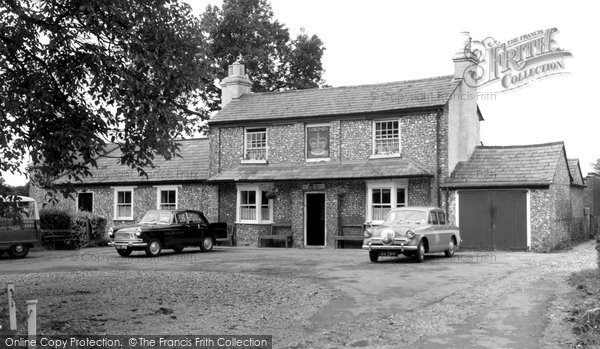 Photo of Hazlemere, Crown Hotel c.1960