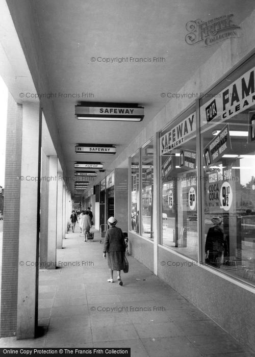 Photo of Headingley, Otley Road, Arndale Shopping Centre, Safeway c.1967