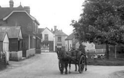 The Village 1919, Headley