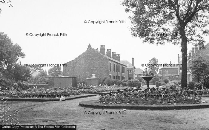 Photo of Heaton Mersey, The Park c.1955