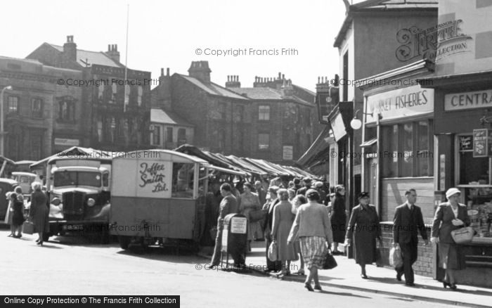 Photo of Heckmondwike, The Market c.1960