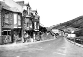 Main Road c.1955, Hele