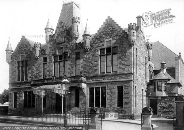 Photo of Helensburgh, Victoria Hall 1901