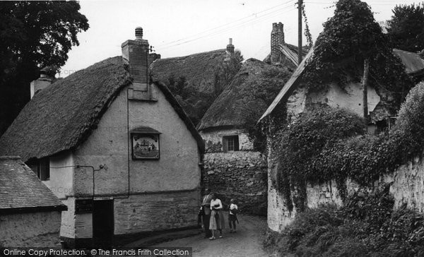 Photo of Helford, The Shipwright's Arms c.1955
