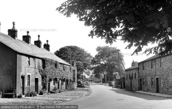 Photo of Hellifield, Gisburn Road 1950