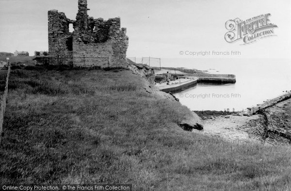 Photo of Helmsdale, Castle And Harbour 1939