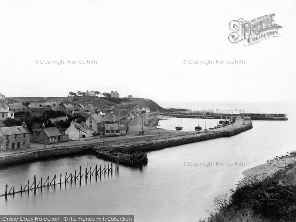 Photo of Helmsdale, The Harbour 1939