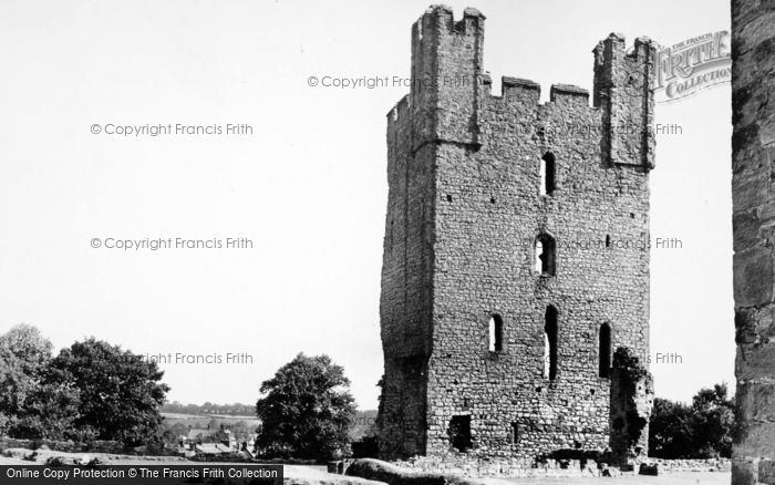 Photo of Helmsley, Castle, The Keep c.1955