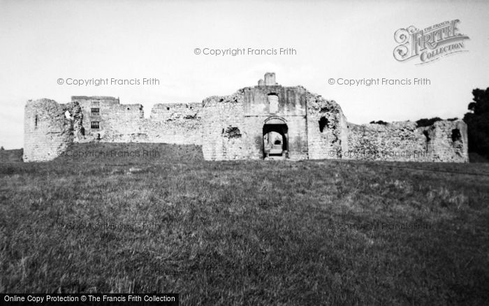 Photo of Helmsley, The Castle c.1955