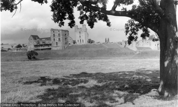 Photo of Helmsley, The Castle c.1965