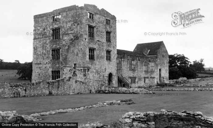 Photo of Helmsley, The Castle c.1965