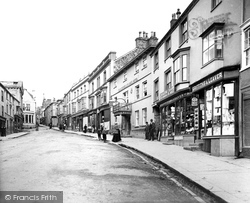 Coinagehall Street 1903, Helston