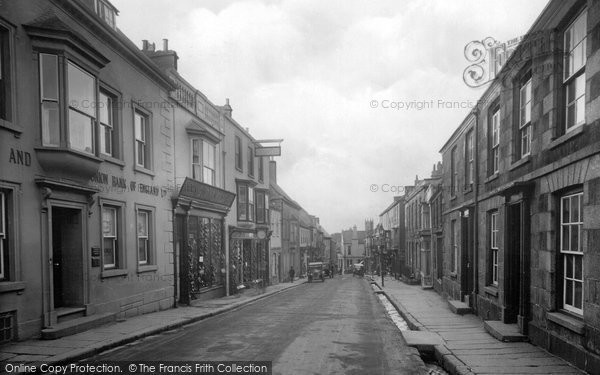 Photo of Helston, Meneage Street 1924