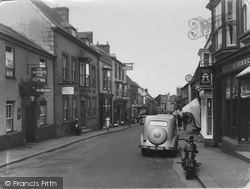 Meneage Street 1939, Helston