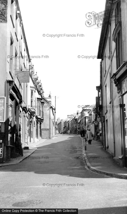 Photo of Helston, Wendron Street c.1955