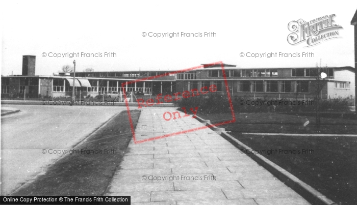 Photo of Hemel Hempstead, Longlands Secondary Modern School, Adeyfield c.1960