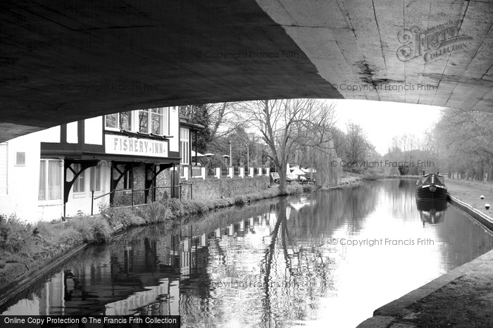 Photo of Hemel Hempstead, The Canal, Boxmoor 2005