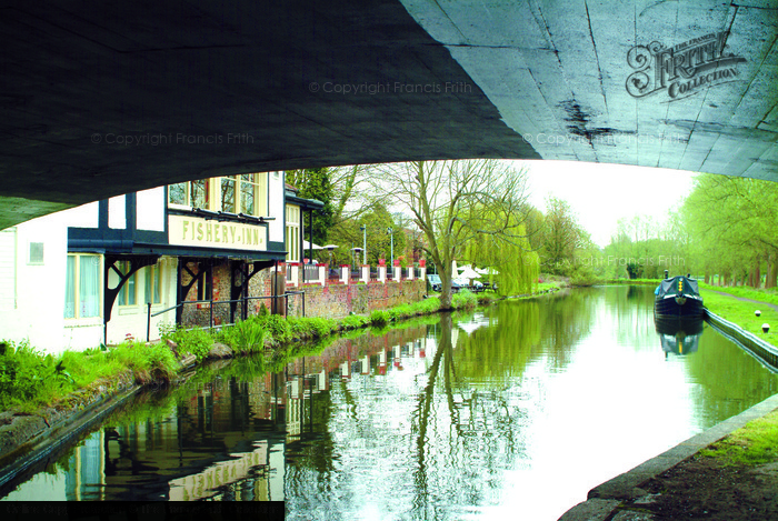 Photo of Hemel Hempstead, The Canal, Boxmoor 2005