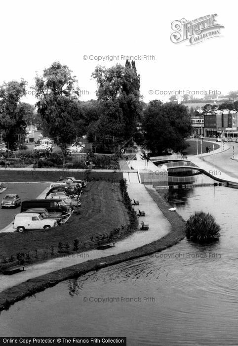 Photo of Hemel Hempstead, Water Gardens c.1963