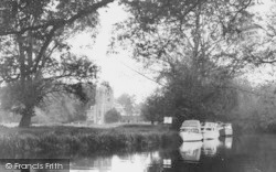 Boats On The River c.1960, Hemingford Grey