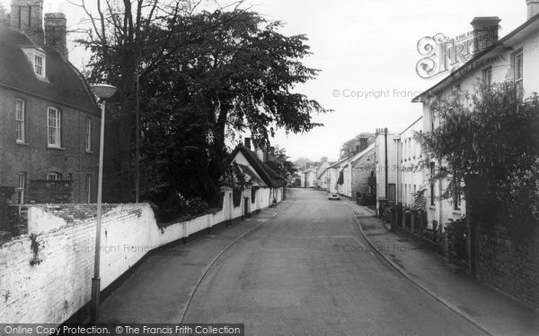 Photo of Hemingford Grey, High Street c.1960