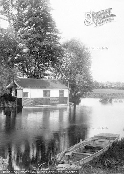 Photo of Hemingford Grey, The River Ouse, Boathouse 1914