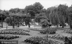 Flower Gardens c.1955, Hendon