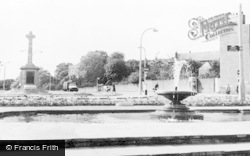 The Fountain And Memorial c.1955, Hendon