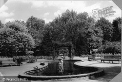 The Gardens, Hendon Park c.1960, Hendon