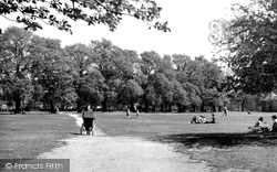 Hendon, the Park c1955
