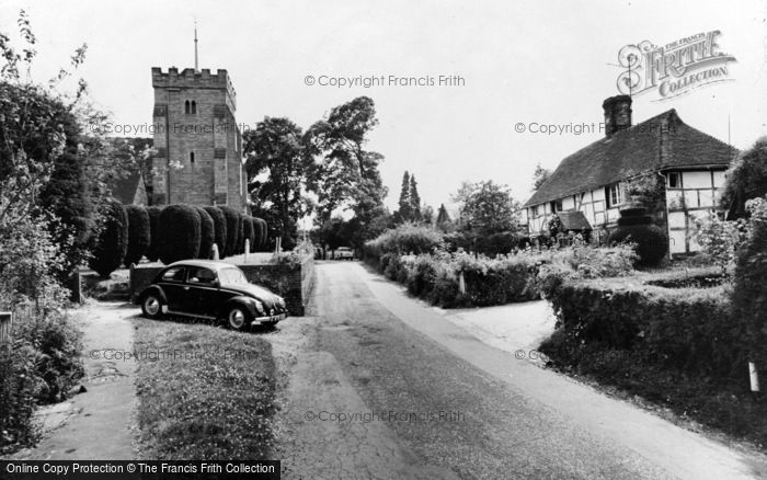 Photo of Henfield, St Peter's Church c.1960