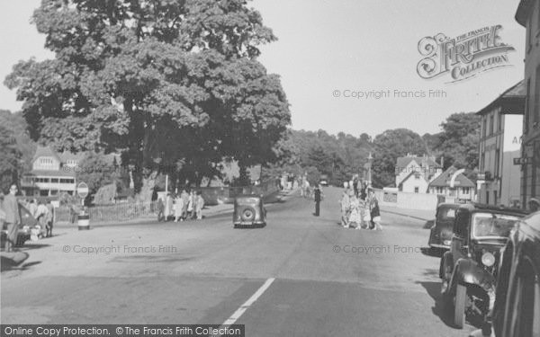 Photo of Henley On Thames, Approach To Bridge c.1955