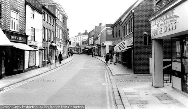Photo of Henley On Thames, Bell Street c.1965