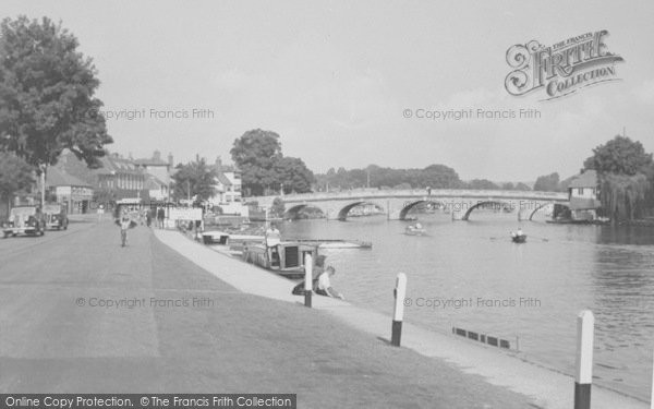 Photo of Henley On Thames, The River Terrace c.1950