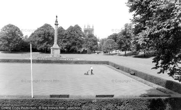 Photo of Hereford, Castle Gardens c.1960