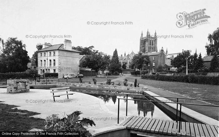Photo of Hereford, Castle Gardens c.1965