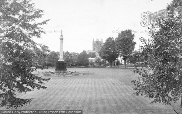 Photo of Hereford, Castle Green 1910