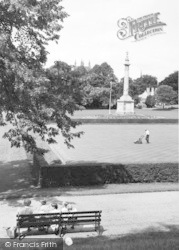 Castle Green Gardens c.1965, Hereford