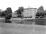 General Hospital 1938, Hereford