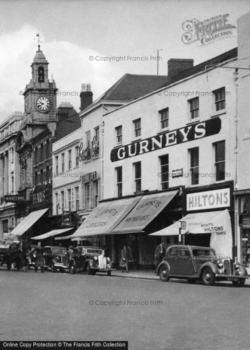 Photo of Hereford, Gurneys, High Town c.1950