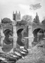 River And Bridge c.1950, Hereford